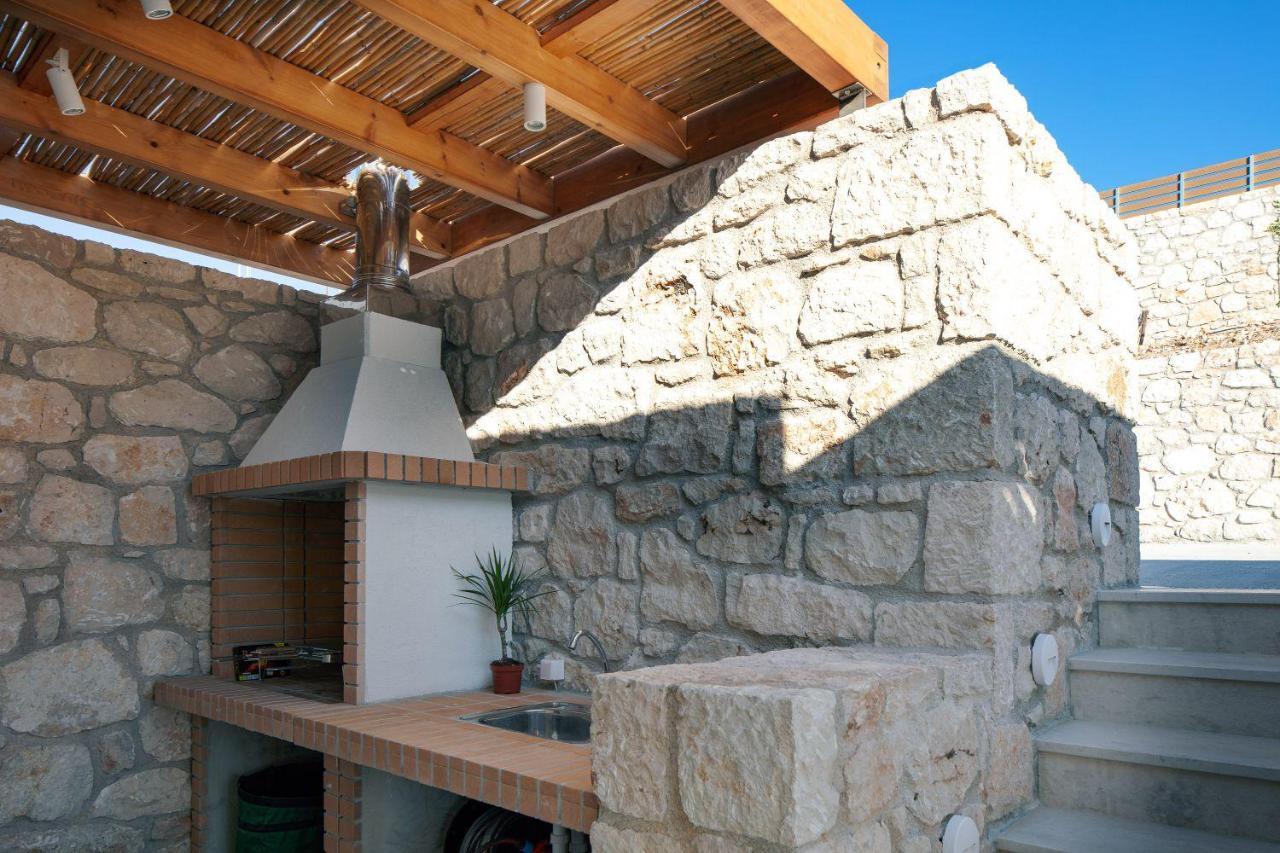 Villa Balance เยรานี ภายนอก รูปภาพ